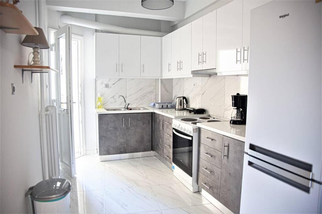 Athens Central 3Bd Apartment Next To Metro Luxury 외부 사진